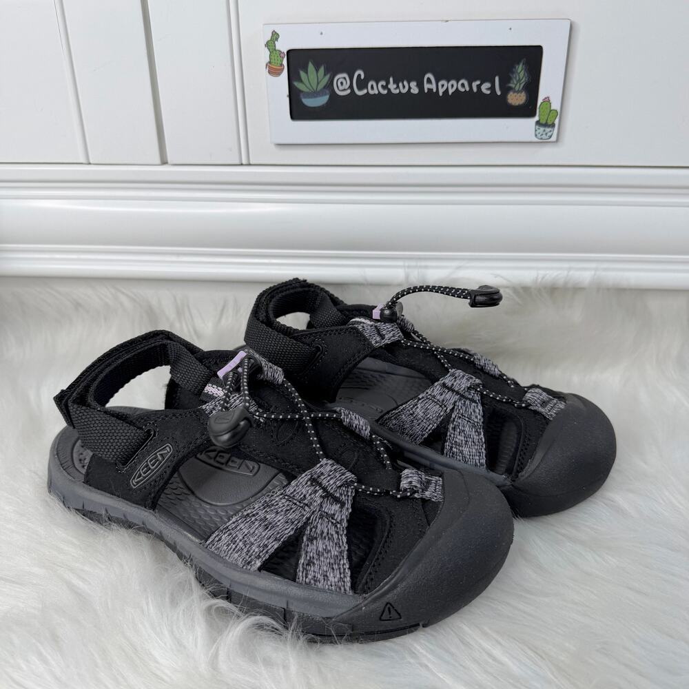 New Women’s KEEN Ravine H2 Water Sandal Size 5.5
